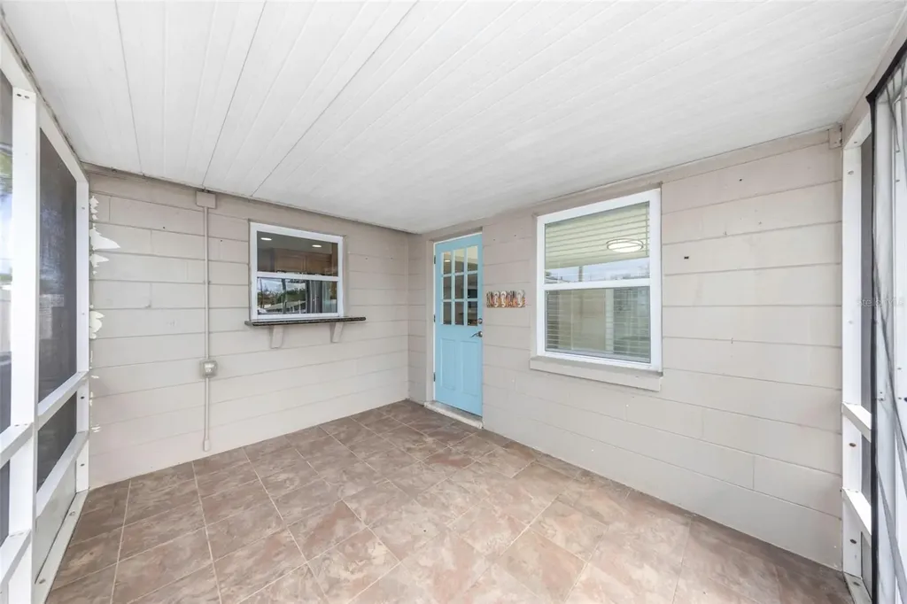 12804 2nd Isle Hudson FL 34667