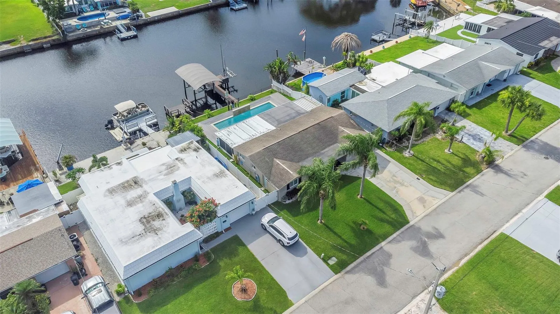 12804 2nd Isle Hudson FL 34667