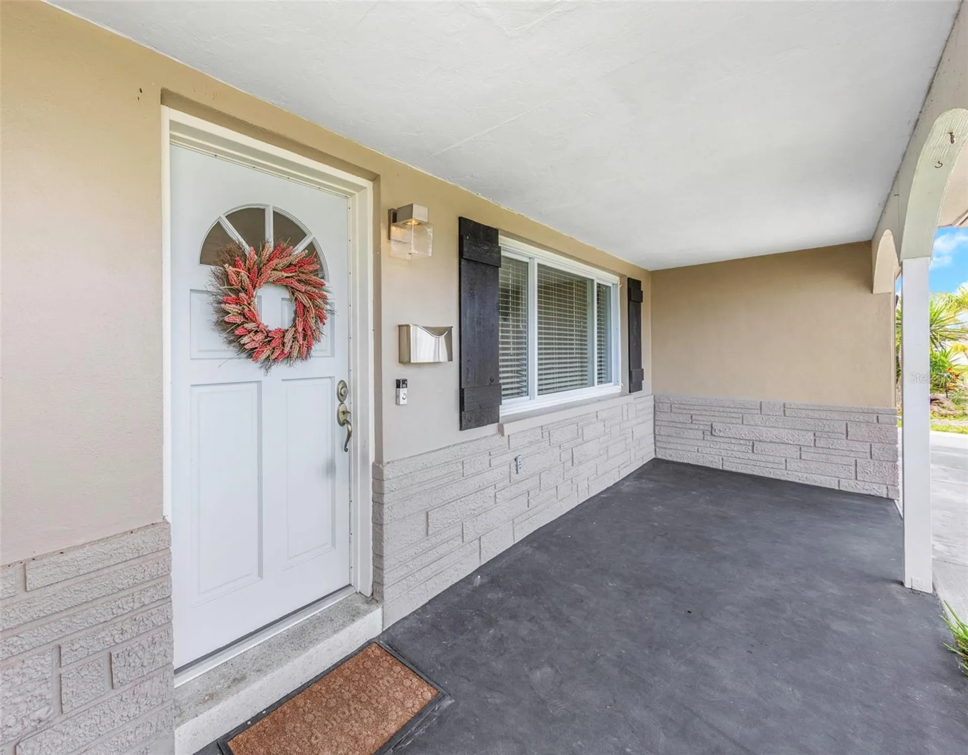 12804 2nd Isle Hudson FL 34667