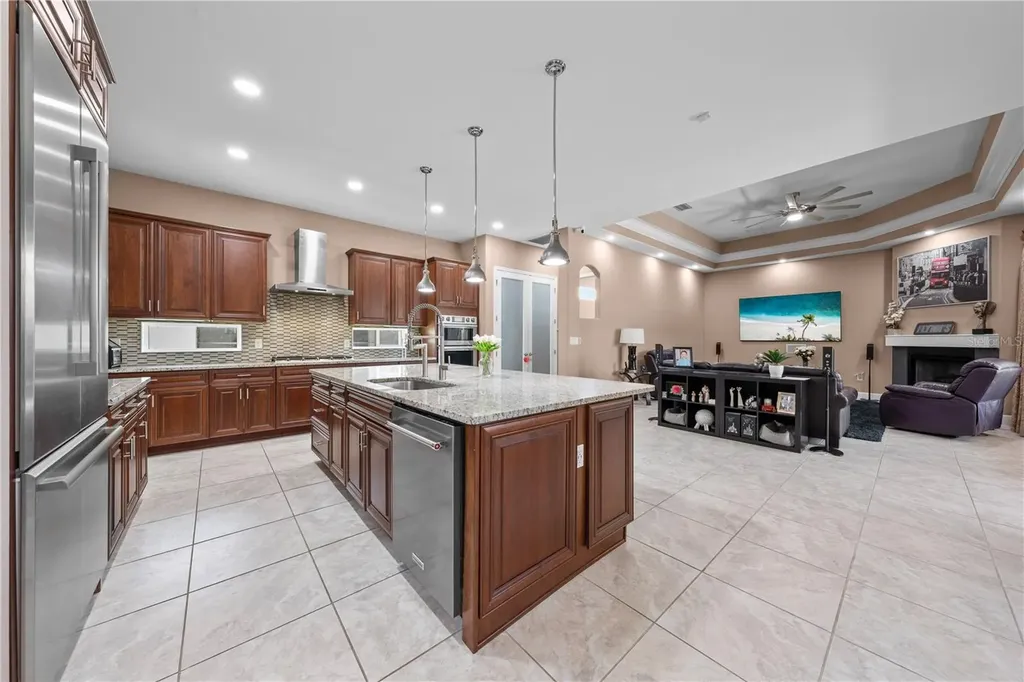 2557 Heritage Green Avenue Davenport FL 33837