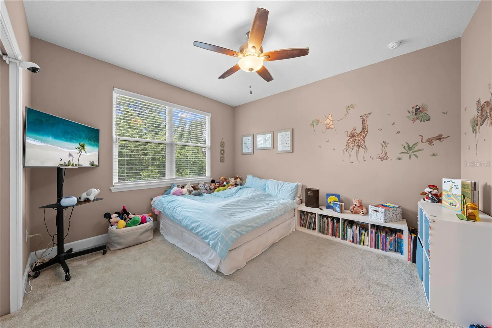 2557 Heritage Green Avenue Davenport FL 33837