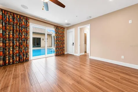 2557 Heritage Green Avenue Davenport FL 33837