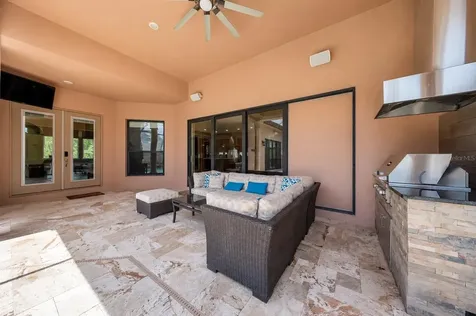 2557 Heritage Green Avenue Davenport FL 33837