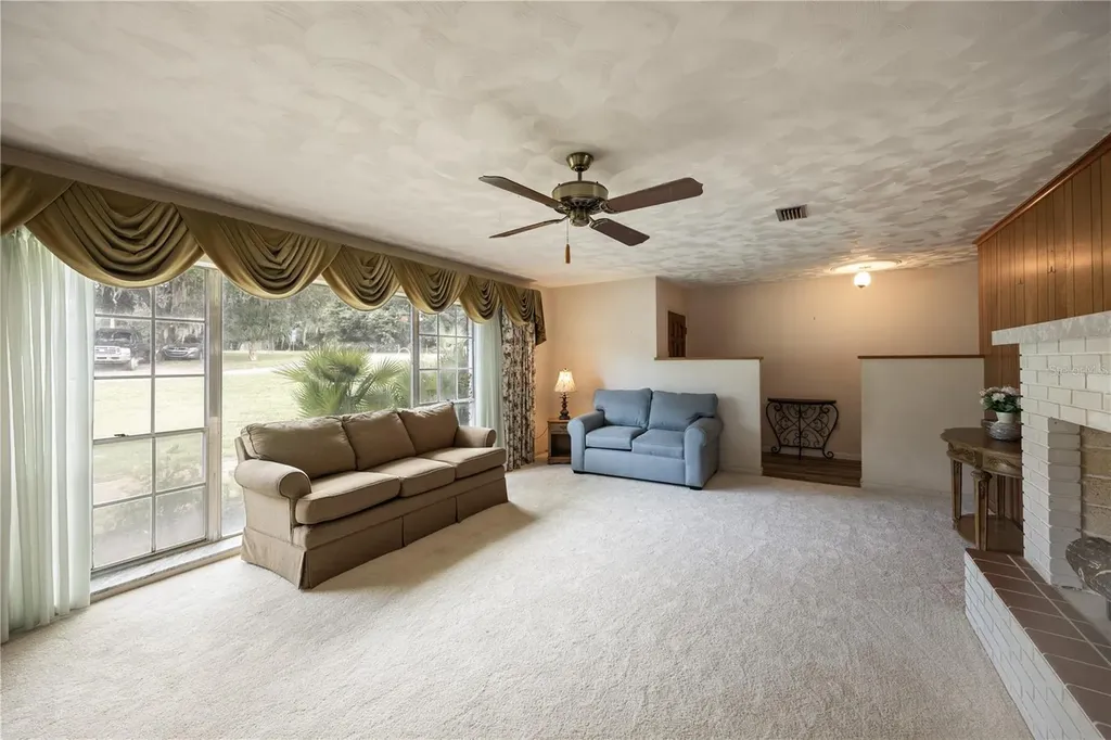 35237 Mulholland Drive Fruitland Park FL 34731
