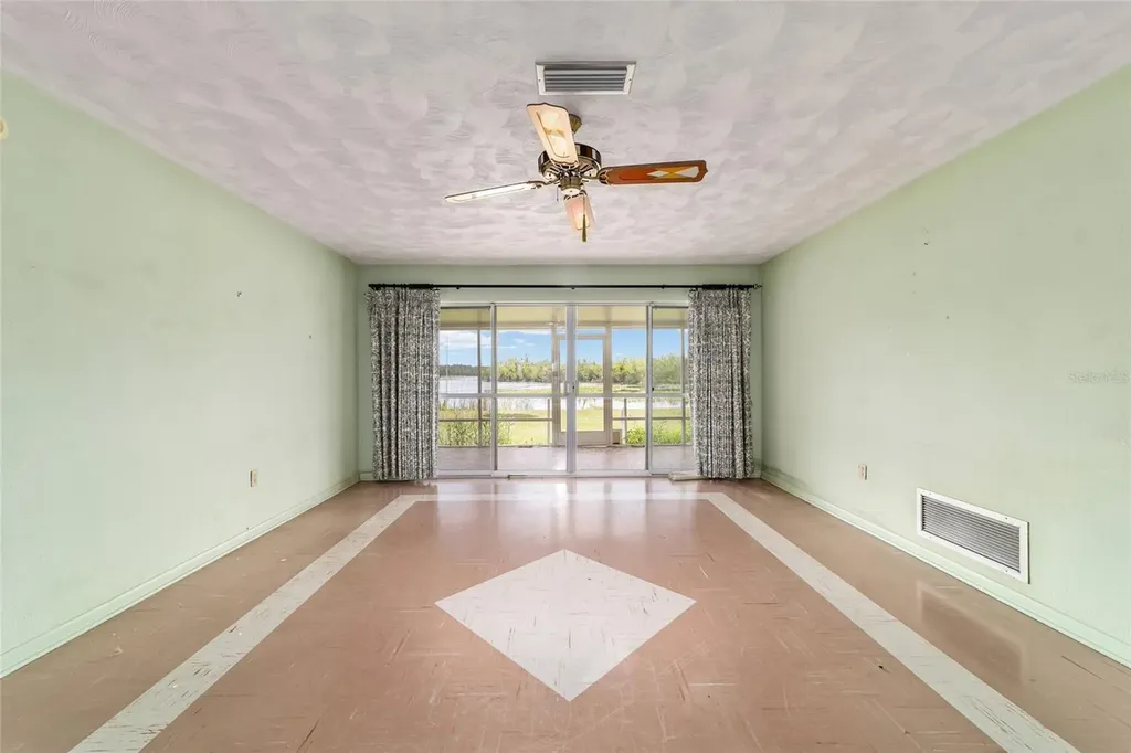 35237 Mulholland Drive Fruitland Park FL 34731