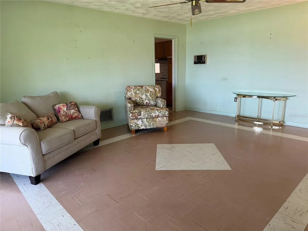 35237 Mulholland Drive Fruitland Park FL 34731