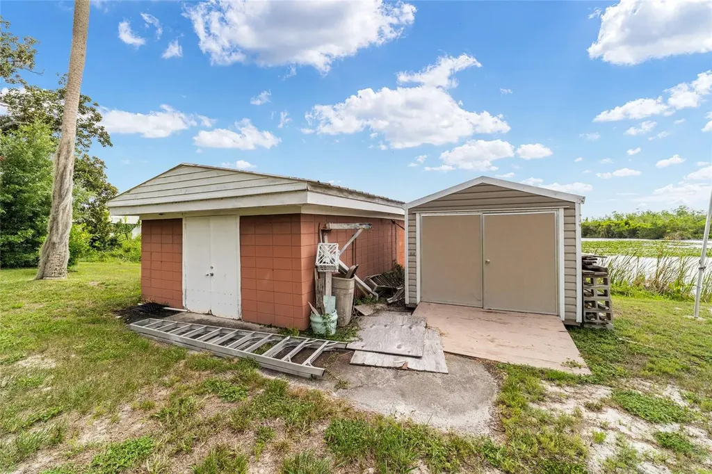 35237 Mulholland Drive Fruitland Park FL 34731