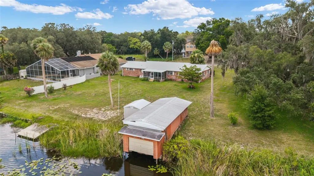 35237 Mulholland Drive Fruitland Park FL 34731