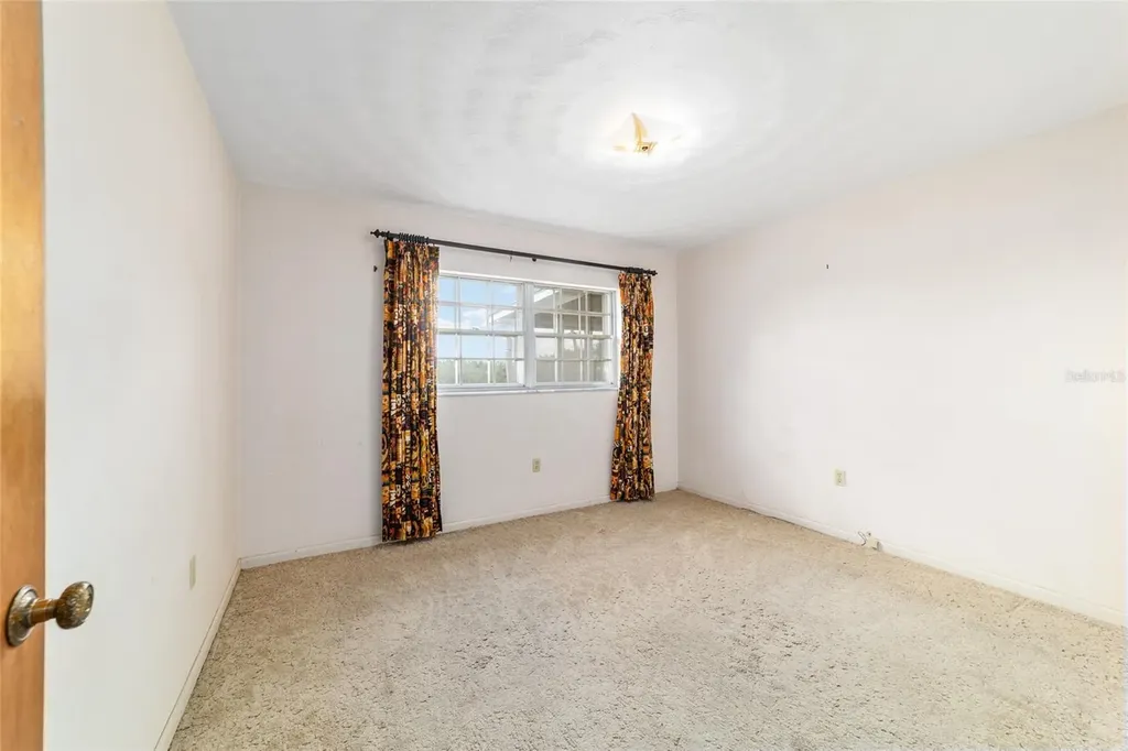 35237 Mulholland Drive Fruitland Park FL 34731