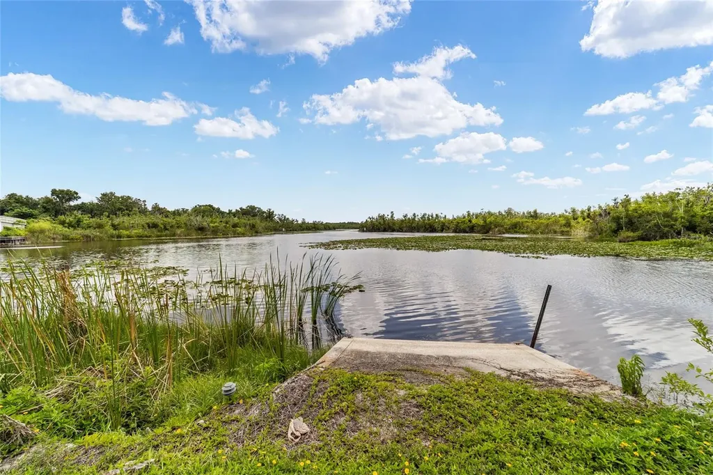 35237 Mulholland Drive Fruitland Park FL 34731