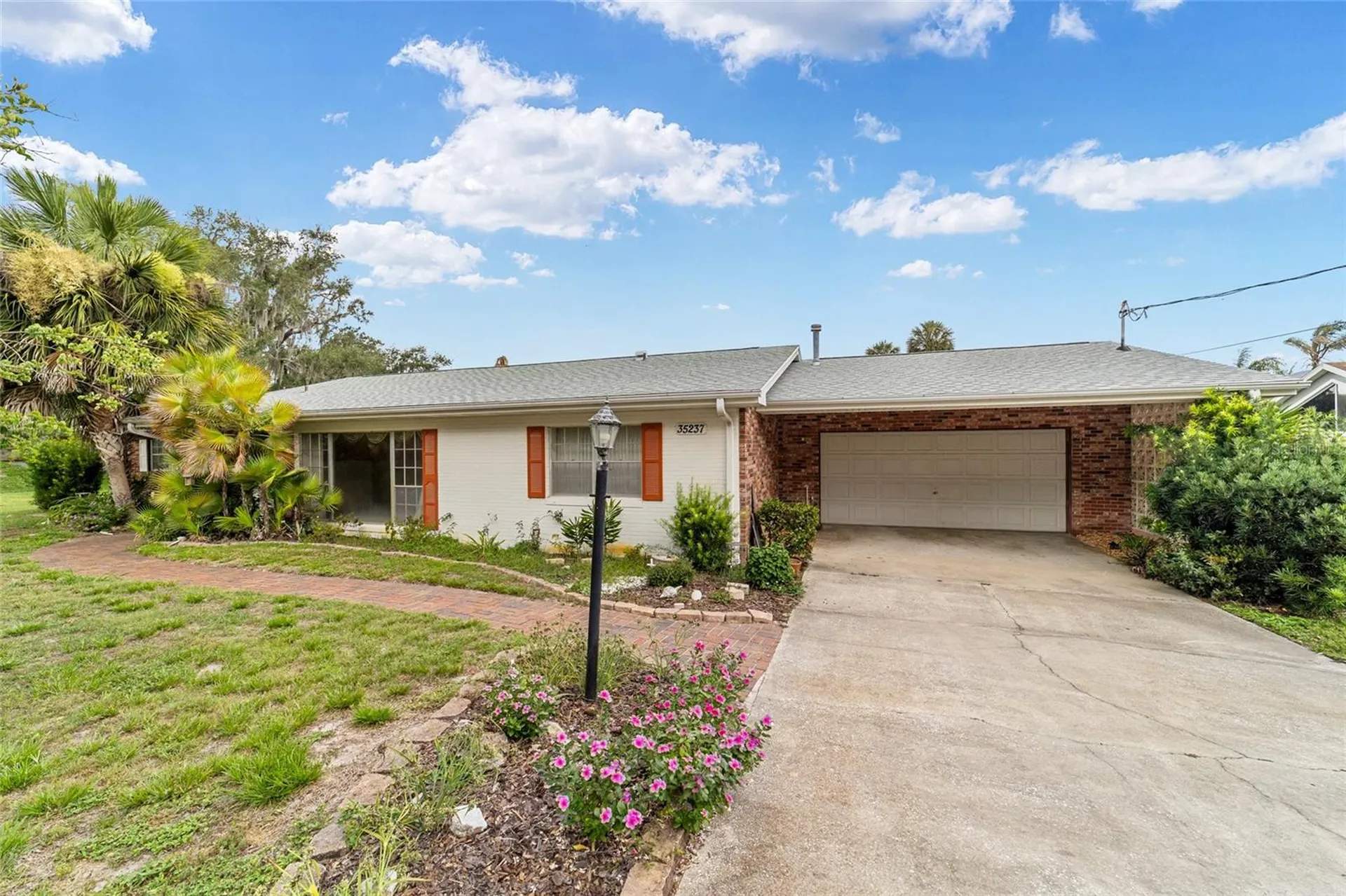 35237 Mulholland Drive Fruitland Park FL 34731