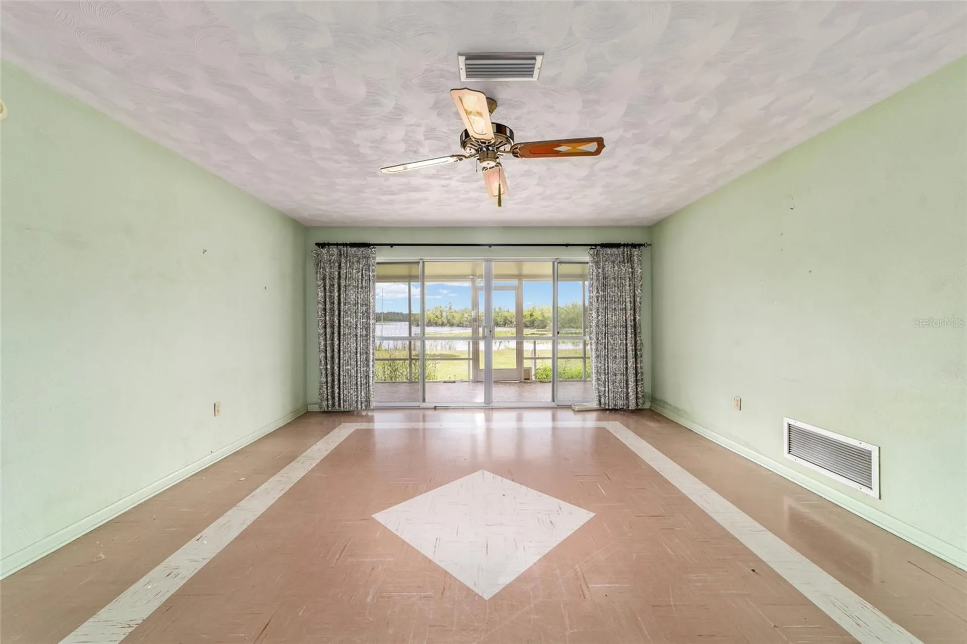 35237 Mulholland Drive Fruitland Park FL 34731