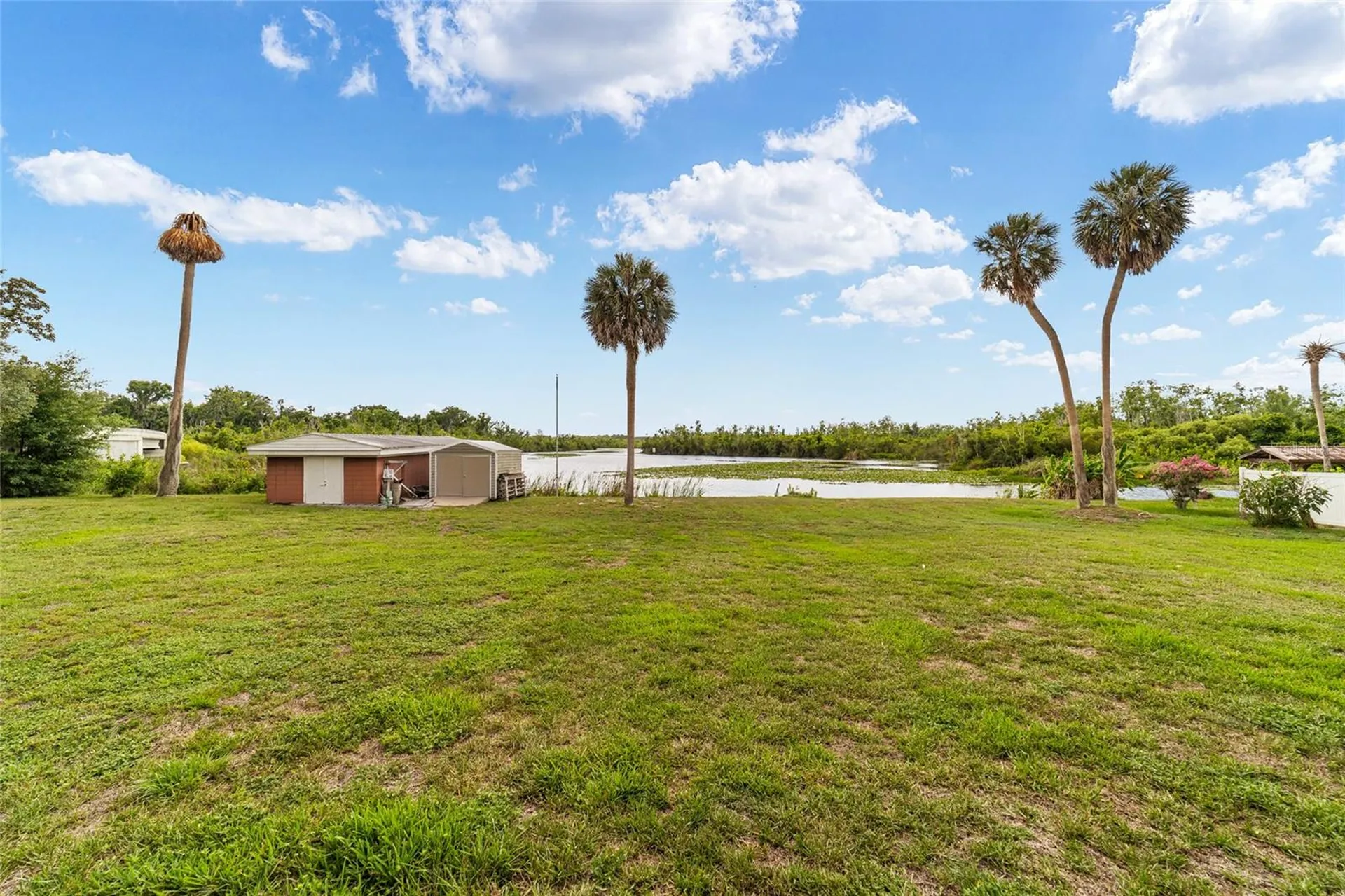 35237 Mulholland Drive Fruitland Park FL 34731