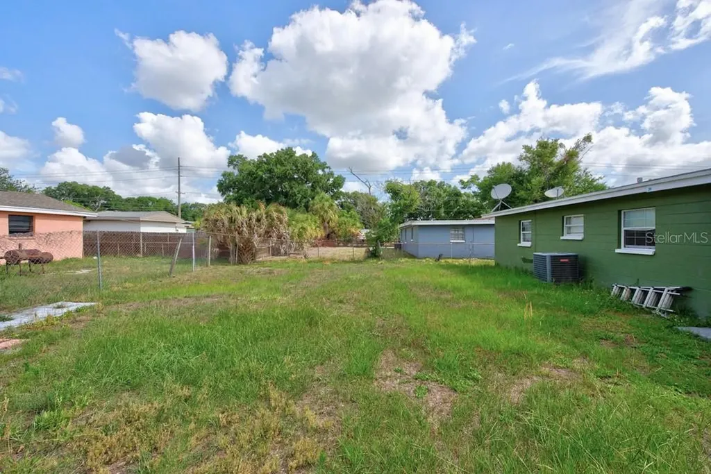 5205 S 82nd Street Tampa FL 33619