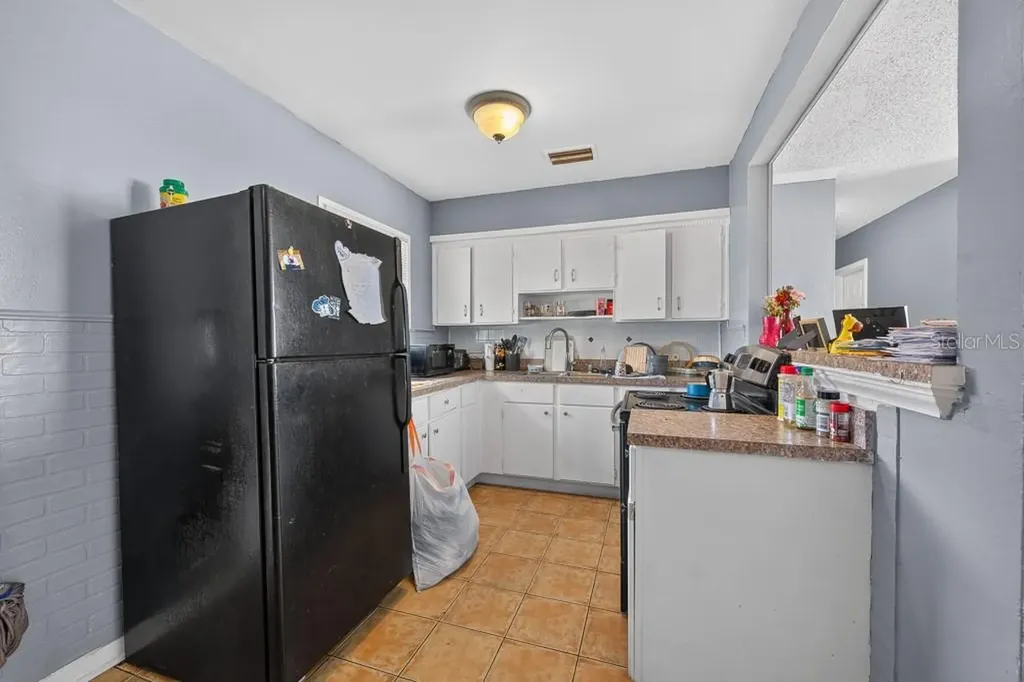5205 S 82nd Street Tampa FL 33619