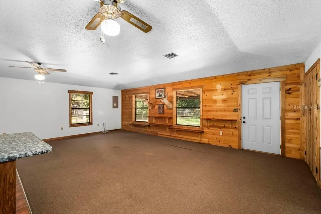 24607 Polar Bear Road Paisley FL 32767