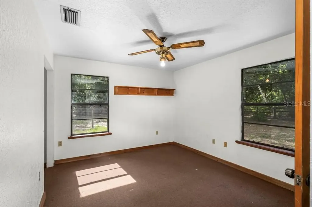 24607 Polar Bear Road Paisley FL 32767