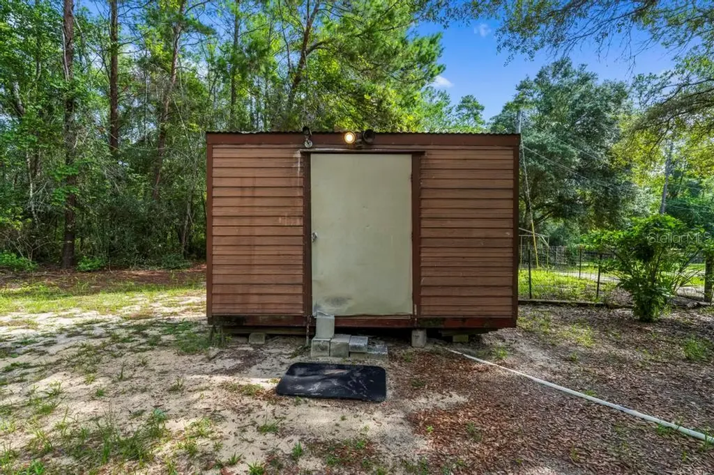 24607 Polar Bear Road Paisley FL 32767