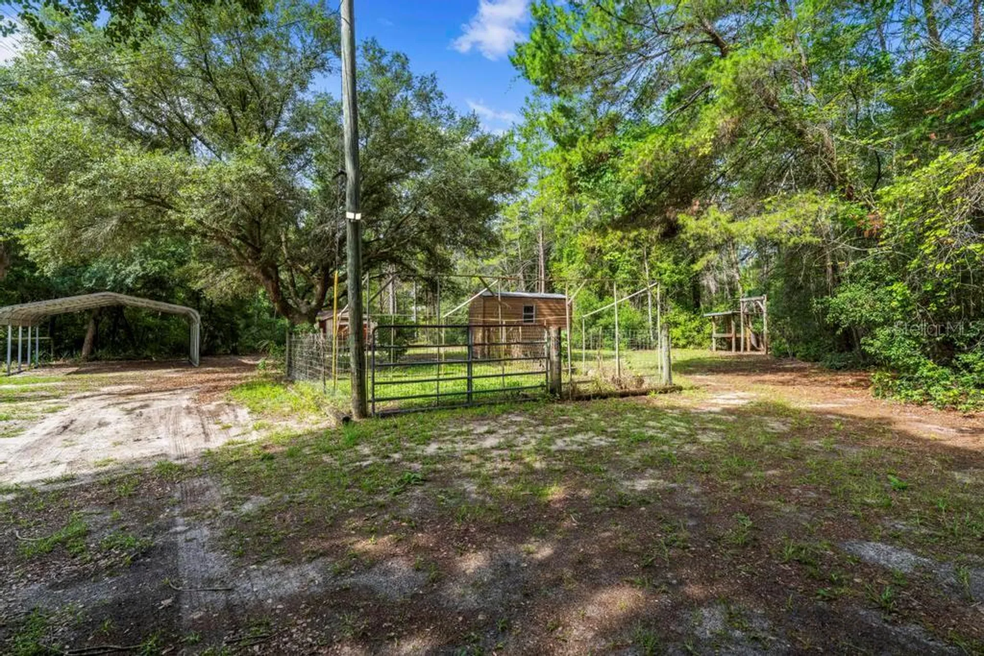 24607 Polar Bear Road Paisley FL 32767