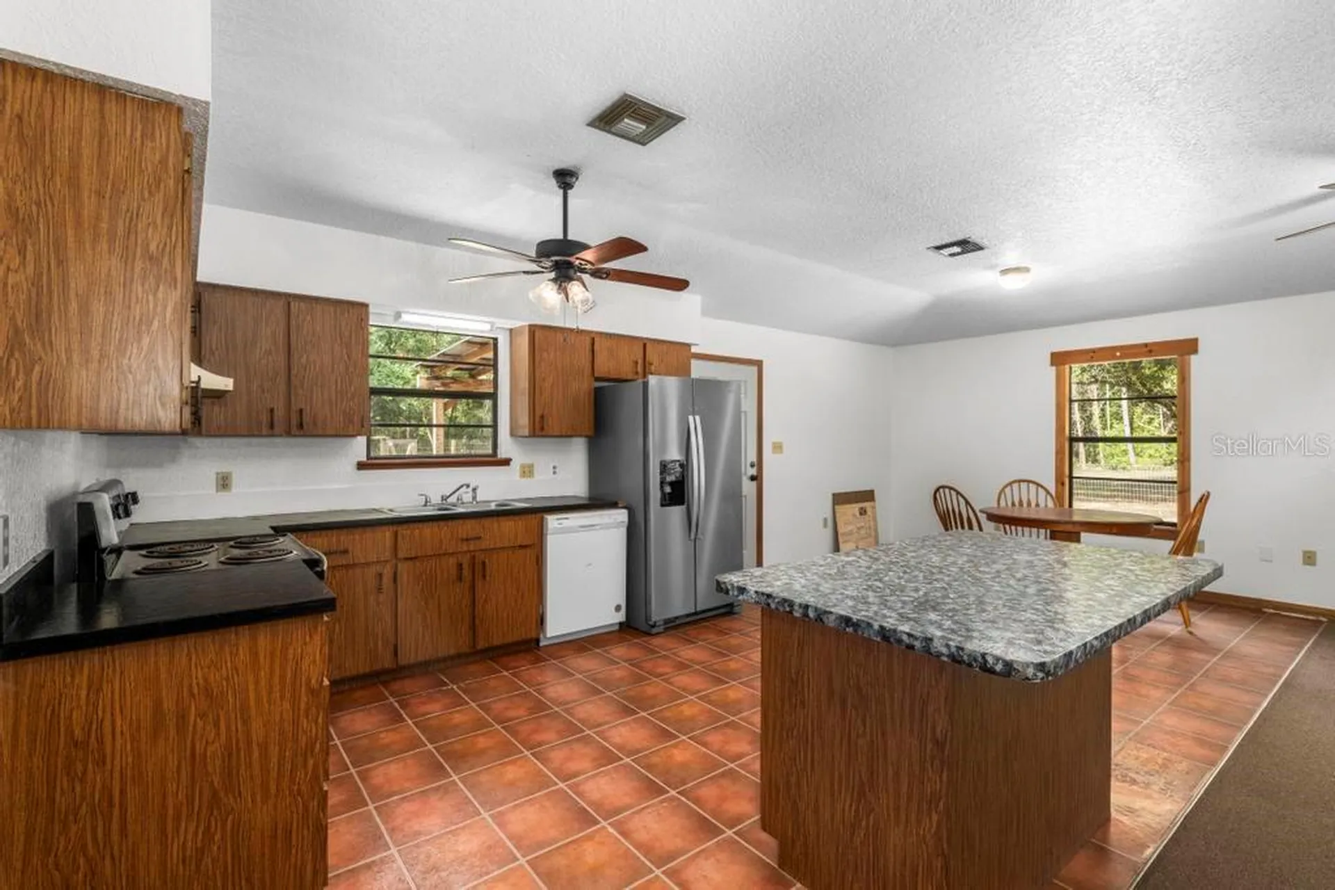 24607 Polar Bear Road Paisley FL 32767