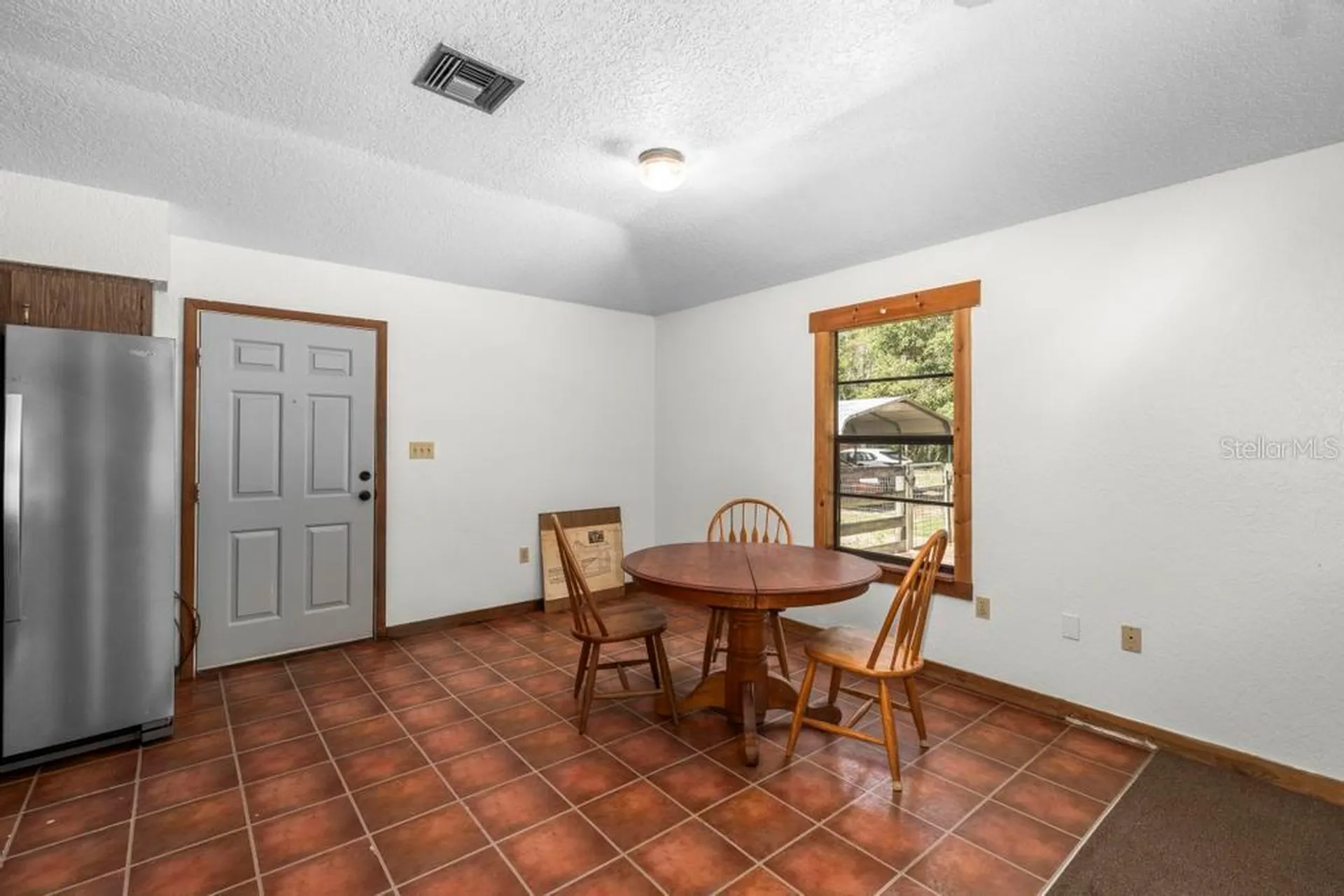 24607 Polar Bear Road Paisley FL 32767