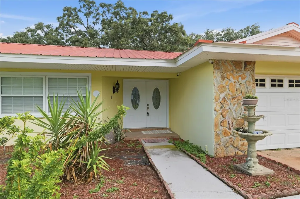 1514 Burning Tree Lane Brandon FL 33510