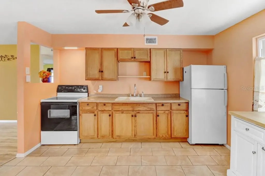39038 Heath Drive Zephyrhills FL 33542