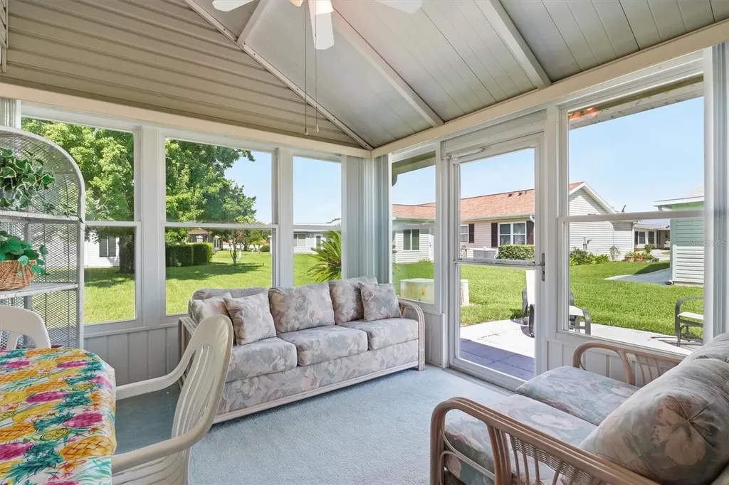 1260 Granada Court Lady Lake FL 32159