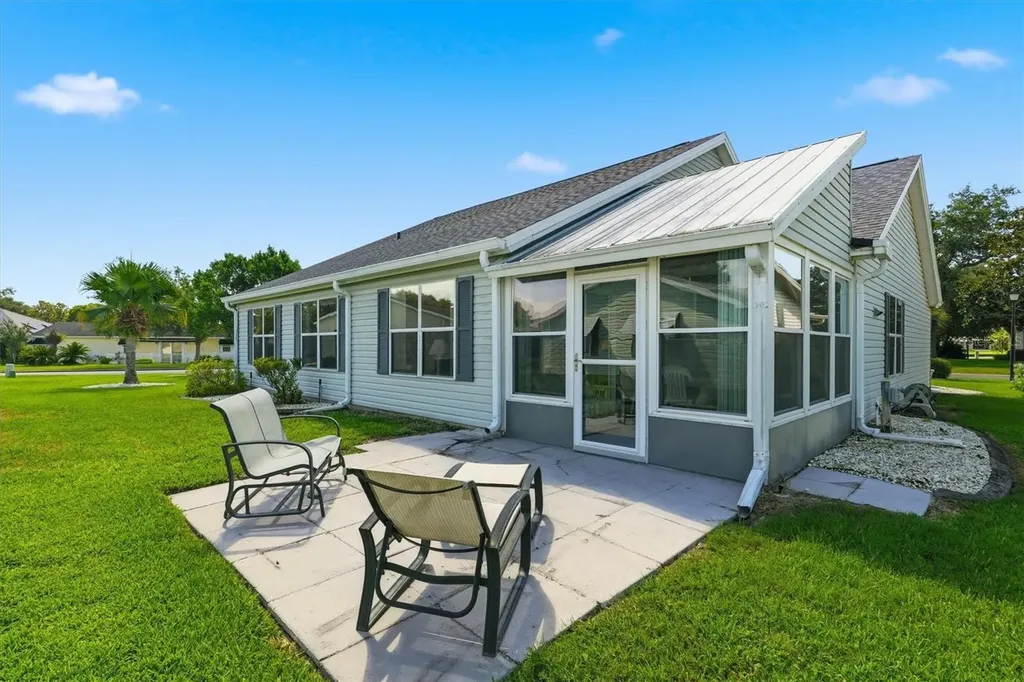 1260 Granada Court Lady Lake FL 32159