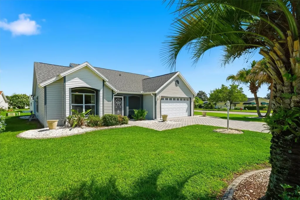 1260 Granada Court Lady Lake FL 32159