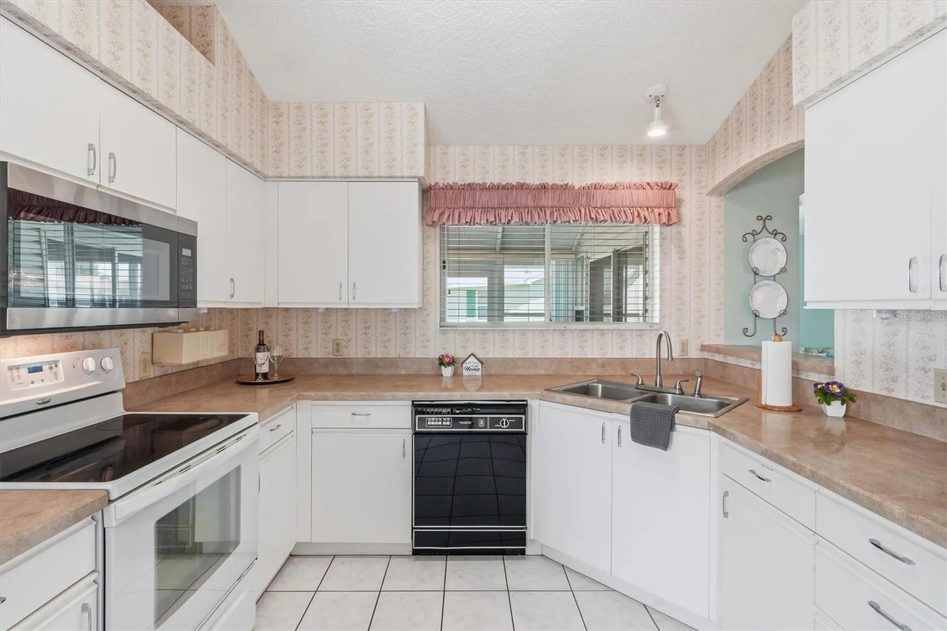 1260 Granada Court Lady Lake FL 32159