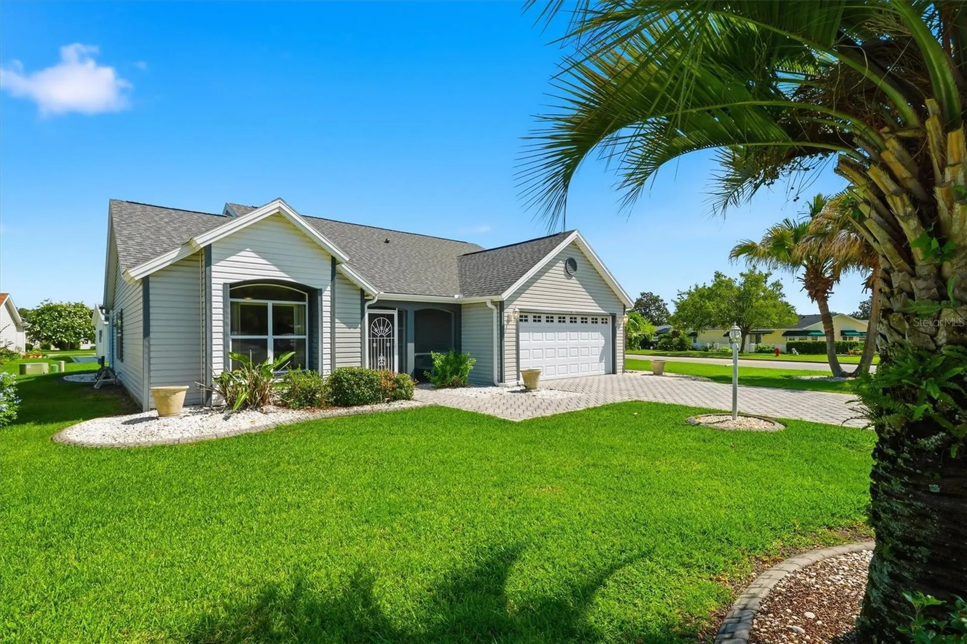 1260 Granada Court Lady Lake FL 32159