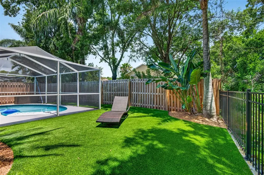 12321 Glenfield Avenue Tampa FL 33626