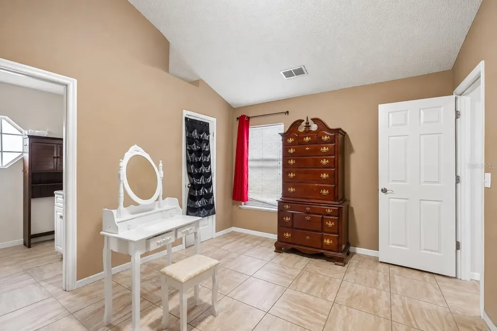 379 Mott Street SW Palm Bay FL 32908