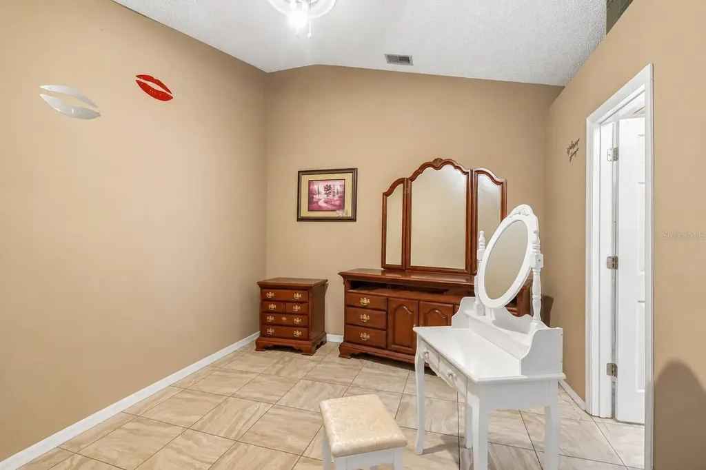 379 Mott Street SW Palm Bay FL 32908