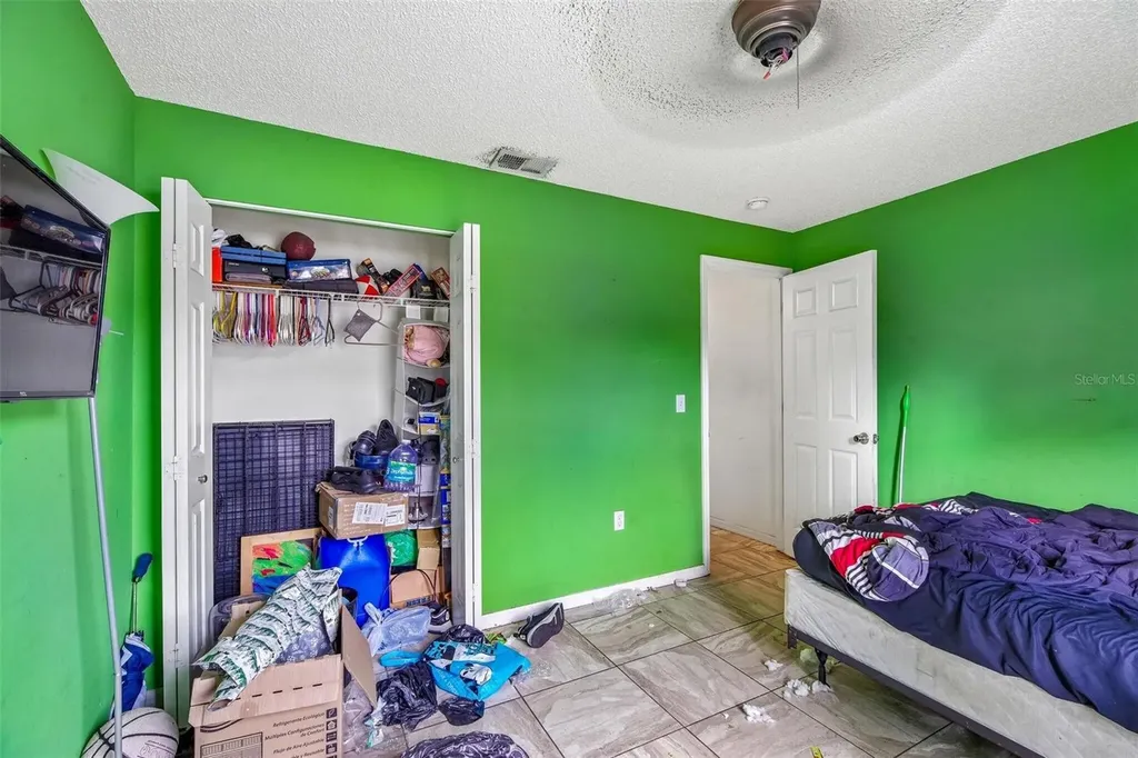 379 Mott Street SW Palm Bay FL 32908