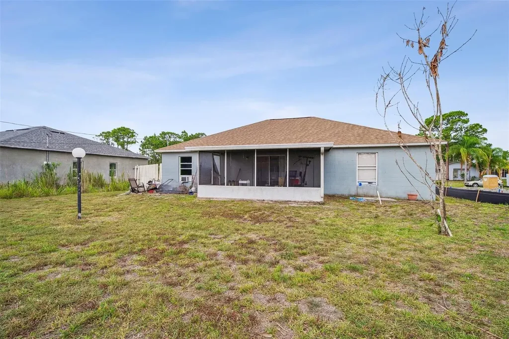 379 Mott Street SW Palm Bay FL 32908