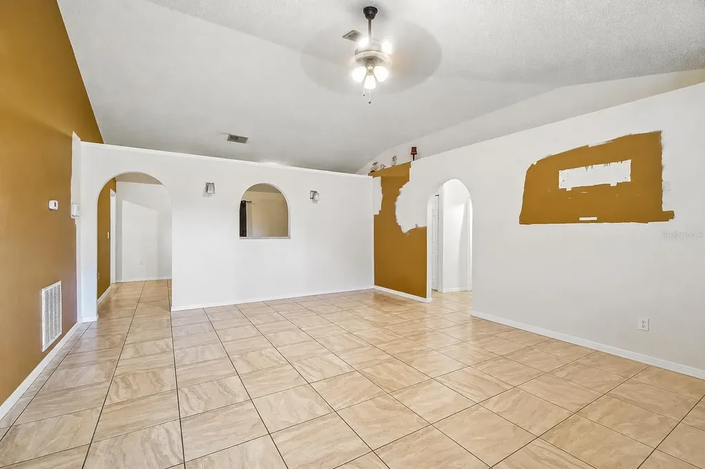 379 Mott Street SW Palm Bay FL 32908