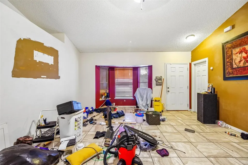 379 Mott Street SW Palm Bay FL 32908