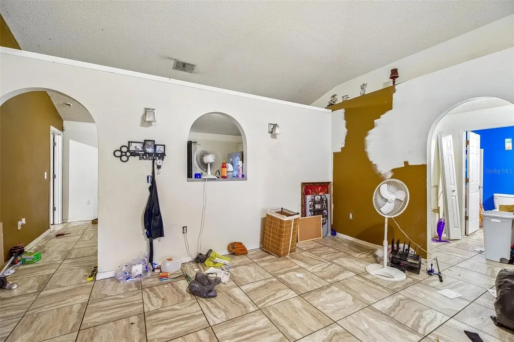 379 Mott Street SW Palm Bay FL 32908