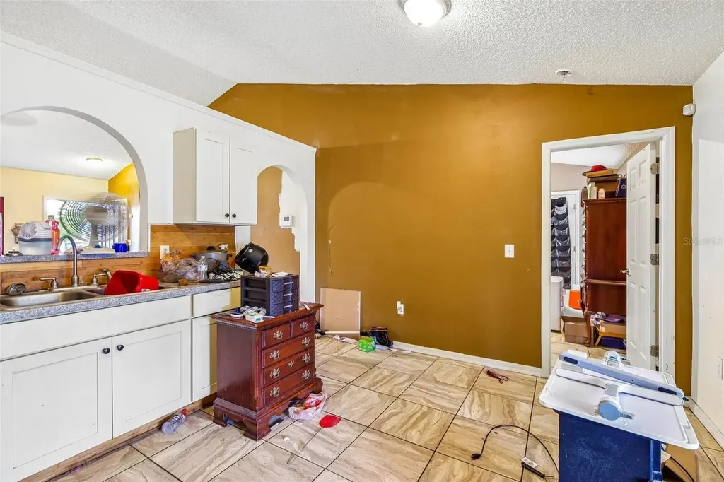 379 Mott Street SW Palm Bay FL 32908