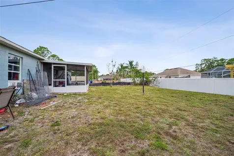 379 Mott Street SW Palm Bay FL 32908