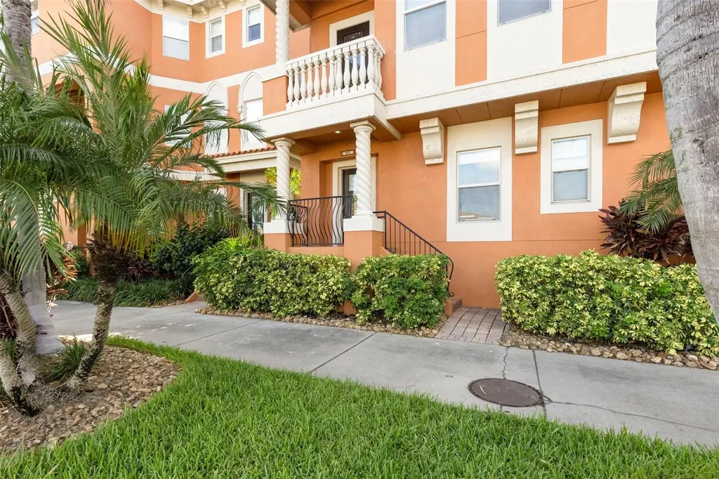 905 Villa Venicia Way Tampa FL 33606