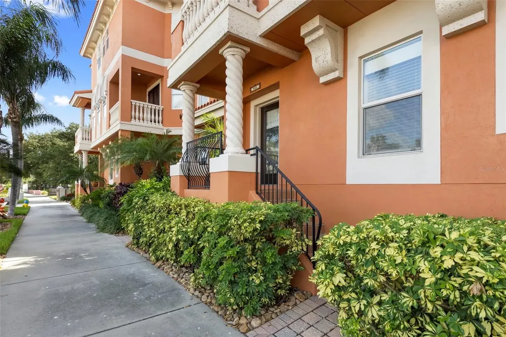 905 Villa Venicia Way Tampa FL 33606