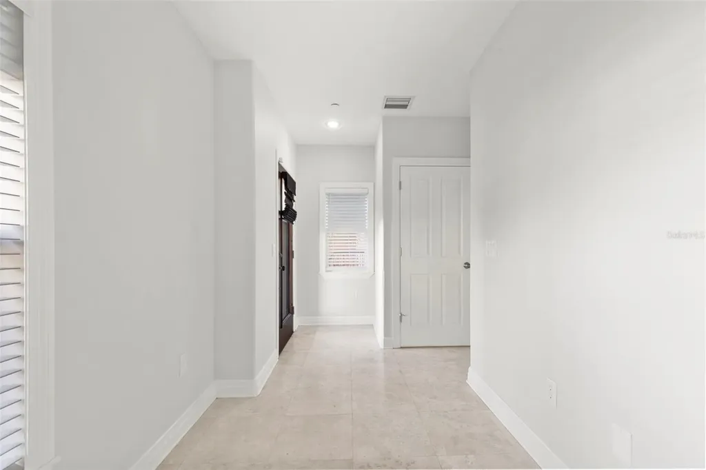 905 Villa Venicia Way Tampa FL 33606