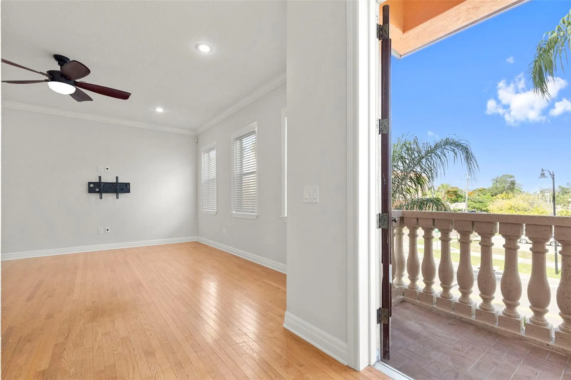 905 Villa Venicia Way Tampa FL 33606