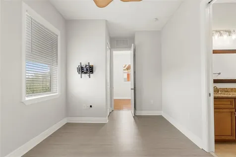 905 Villa Venicia Way Tampa FL 33606