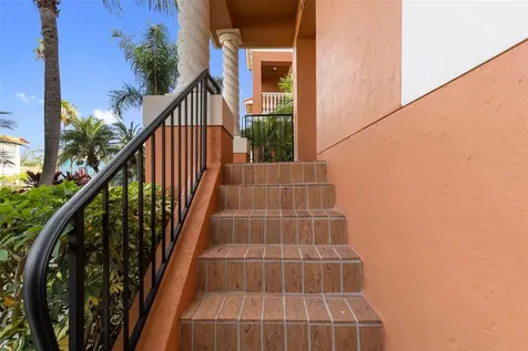 905 Villa Venicia Way Tampa FL 33606