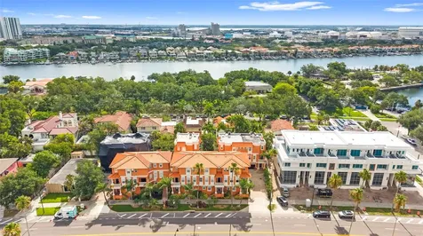 905 Villa Venicia Way Tampa FL 33606