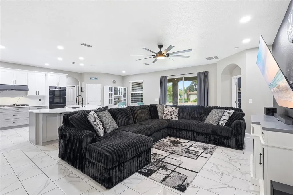 1346 Lake Baton Drive Deltona FL 32725
